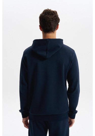 Arma Erkek Slim Fit Baskılı Kapüşonlu Kanguru Cepli Interlok Sweatshirt %80 Pamuk %14 Polyester %6 Elastane K30254685202 Lacivert Arma Erkek Slim Fit Baskılı Kapüşonlu Kanguru Cepli Interlok Sweatshirt %80 Pamuk %14 Polyester %6 Elastane K30254685202 Lacivert