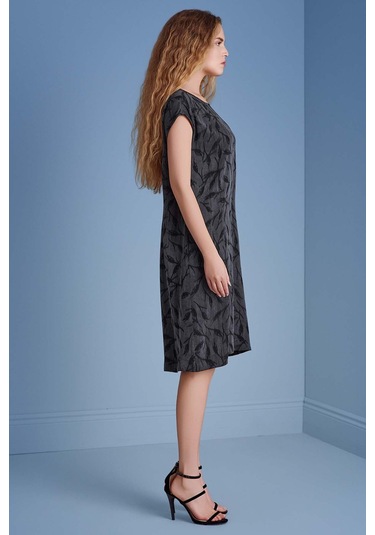 Yarasa Kol Siyah Dokuma Elbise Siyah