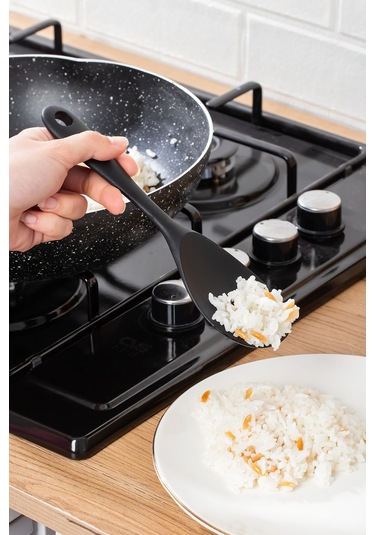 Porsima 5262 Sert Uçlu Silikon Pilav Kaşığı Dayanıklı Yanmaz Yapışmaz Çizmez Pilav Kepçe Kaşığı Siyah 22cm Siyah