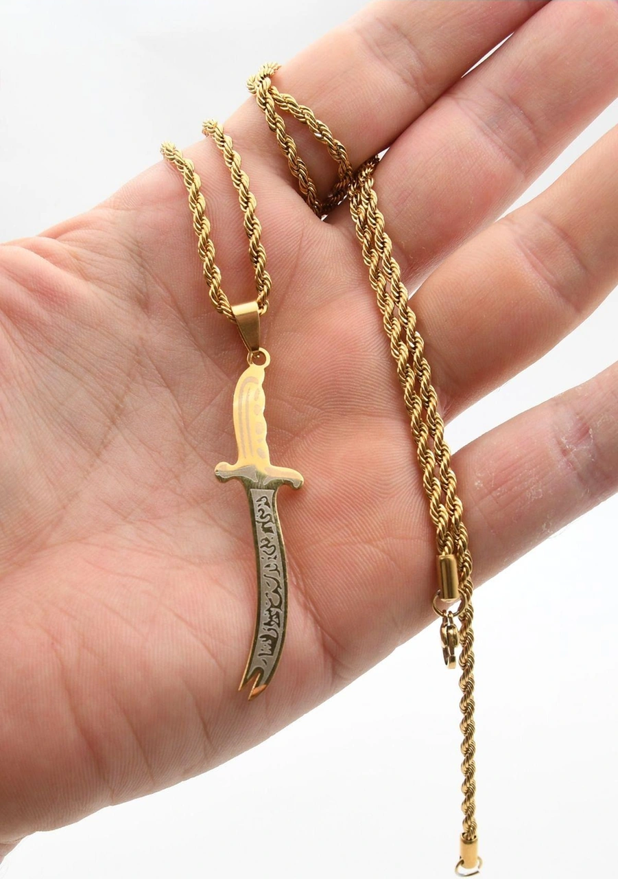 La Feta İlla Ali La Seyfe İlla Yazlı Zülfikar Kolye Paslanmaz Çelik Zincir Altın Kaplama 3mm 902308 Altın