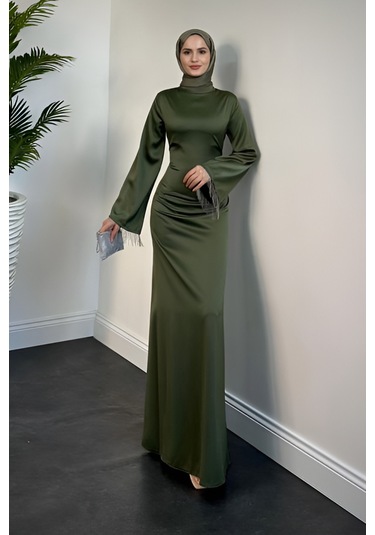 Kolları Zincirli Tesettür Yeşil