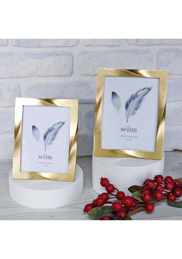 Selim 15 x 20 CM Curved Çerçeve Altın