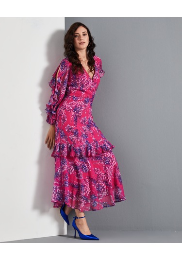 Çiçek Desenli Kadın Elbise - Katlı Etek Detaylı - Fırfırlı Kol - V Yaka - Modern Ve Şık Tasarım - Günlük Ve Özel Gün İçin Elbise Fuşya