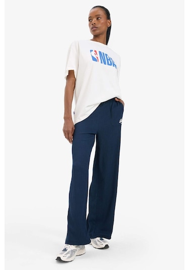 DeFactoFit NBA Los Angeles Lakers Wide Leg Cepli Geniş Paça Standart Boy Krinkıl İnce Sporcu Pantolon E3621AX25SMNV94 DeFactoFit NBA Los Angeles Lakers Wide Leg Cepli Geniş Paça Standart Boy Krinkıl İnce Sporcu Pantolon E3621AX25SMNV94