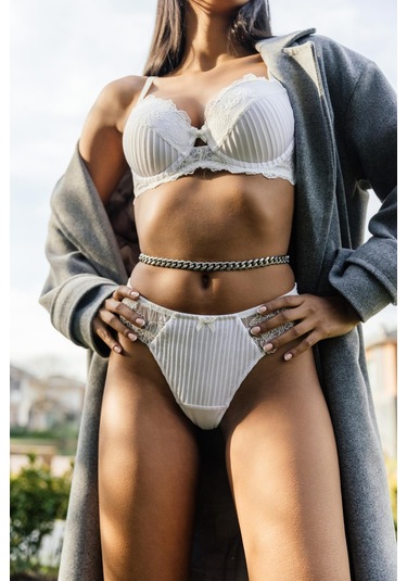 Paris Ekru Dantelli String Külot Ekru