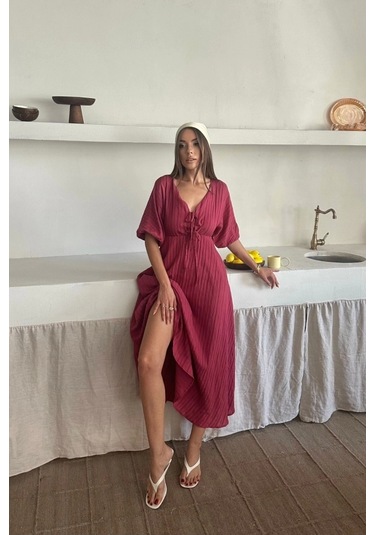 V Yaka Dökümlü Elbise - Pembe Pembe