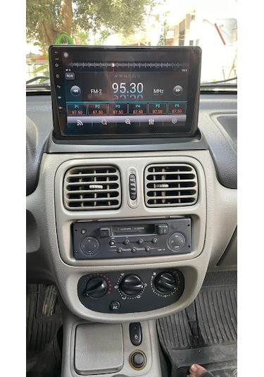 Clio 2 Multımedya 9 İnch Android 4gb 64gb Hdd Carplay Ekran