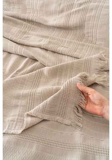 Arya Vizon Nakışlı Çift Kişilik Nevresimli Pike Seti - 7 Parça Çeyiz Seti Vizon