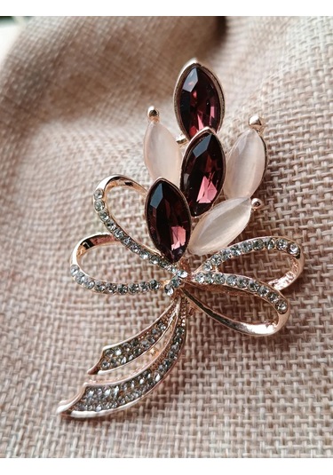 Villovatik Çiçek Şeklinde Modaya Uygun Broş 177071750 Altın Rengi