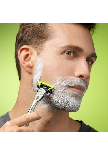 Wilkinson Sword Hydro 5 Sensitive Aloe Veralı Tıraş Bıçağı Sapı + 4 Yedek Kartuş