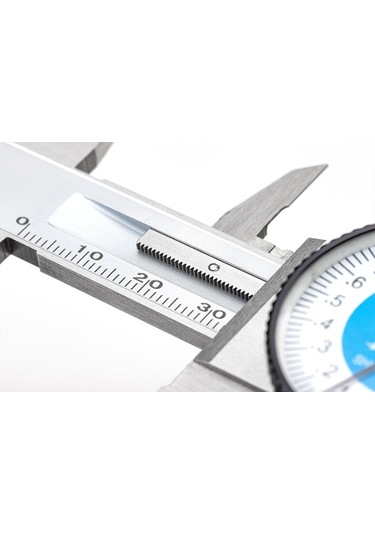 Dasqua 150Mm Saatli Kumpas Shock Proof 0,01 (1350-5005) N11.383