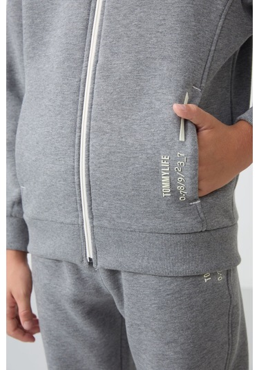 Tommy Life Gri Melanj Pamuklu Kalın İçi Tüylü Yumuşak Dokulu Standart Fit Nakışlı Erkek Çocuk Eşofman Takım - Gri Melanj