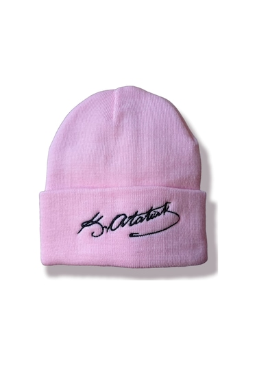 Toz Pembe Atatürk İmzalı Bere Unisex Model