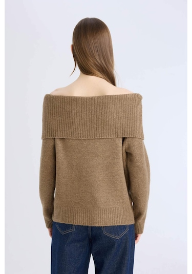 DeFacto Regular Fit Açık Omuz Triko Kazak E4549AX24WNBN466 Kahve