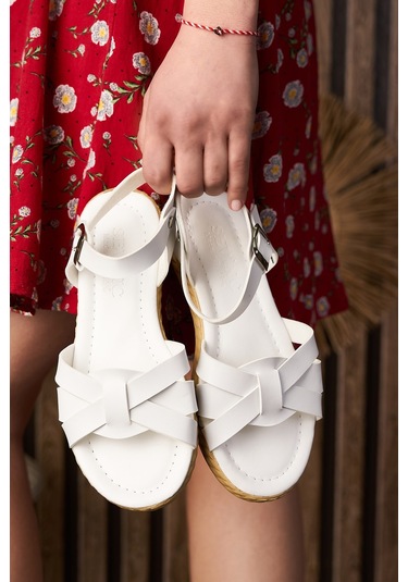 Günlük Kadın Sandalet Bilek Tokalı Yumuşak Rahat Ortopedik Alçak Tabanlı Esnek Ayakkabı 407 Beyaz