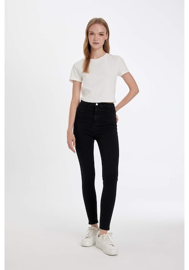 DeFacto Yüksek Bel Bilek Boy Jean Pantolon C8545AX24WNNM36 DeFacto Yüksek Bel Bilek Boy Jean Pantolon C8545AX24WNNM36