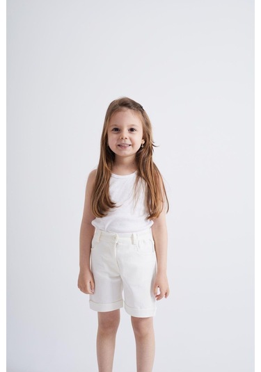 Oliventhekid Taşlı Detaylı Kız Çocuk Şort Beyaz Beyaz