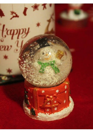 Yılbaşına Özel Kutulu Hediye Seti - Yeni Yıl Kupa & Kar Küresi & Bardak Altlığı & Mum