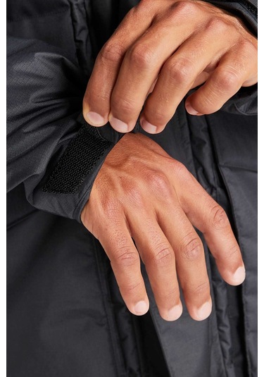 Nike Storm Fit Down Fill Oversize Hoodie Ful Zip Jacket Erkek Su Geçirmez Kaz Tüyü Kapüşonlu Mont Siyah Siyah