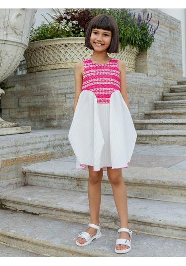 Sheshe Göğsü İşlemeli Kolsuz Pileli Kız Çocuk Elbise Renkli