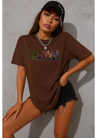 Marvel Baskılı Oversize Beyaz T-shirt Kahverengi