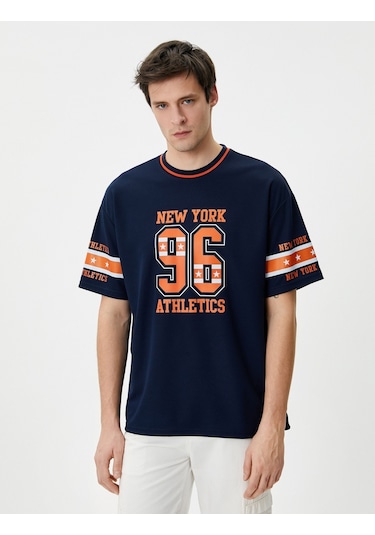 Koton Tişört Spor Baskılı Renk Bloklu Bisiklet Yaka Lacivertvert 4Sam10137Hk Lacivert