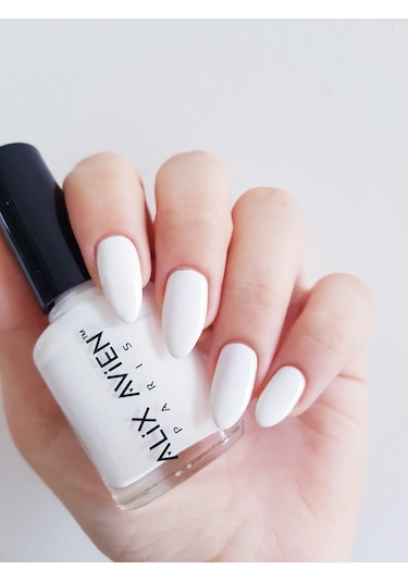 Alix Avien Süt Beyaz Oje 02 Yüksek Pigmentli Uzun Süreli Kalıcılık Hızlı Kuruma Nail Lacquer 02