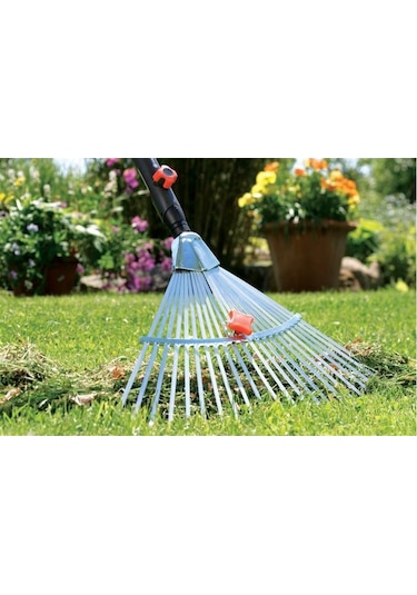 Gardena 3103 C/s Ayarlı Tel Çim Tırmığı