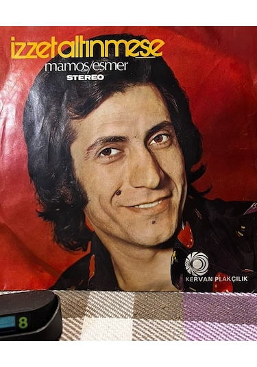 İzzet Altınmeşe - Mamoş / Esmer Kervan Plakçılık - 147 - 45'lik