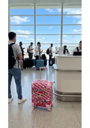 Pembe Tekerlekli Bebek Valizi Çok Renkli