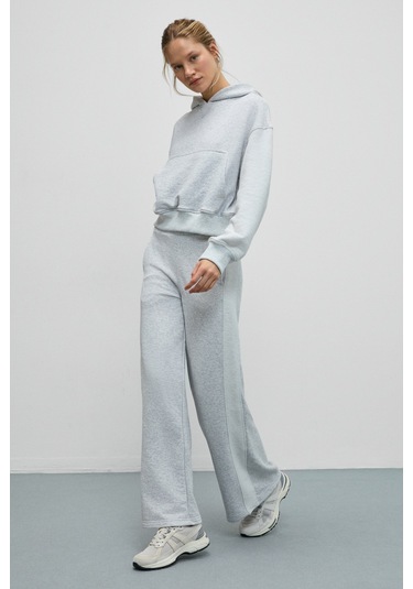 Grımelange Tansy Kadın Kolları Kumaşın Tersinden Yapılmış Kapüşonlu Relaxed Fit Grimelanj Sweatshirt Grimelanj