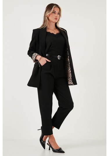 Lela Regular Fit Yüksek Bel Düz Paça Kemerli Bayan Pantolon 68350938 Siyah
