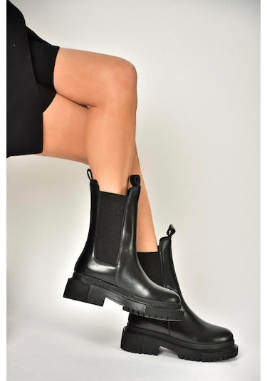 Fox Shoes T652449009 Siyah Kalın Tabanlı Kadın Bot Siyah-Suni Deri Siyah