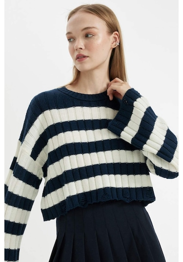 Defacto Regular Fit Çizgili Bisiklet Yaka Crop Triko Kazak A8152ax24wnnv135 Lacivert