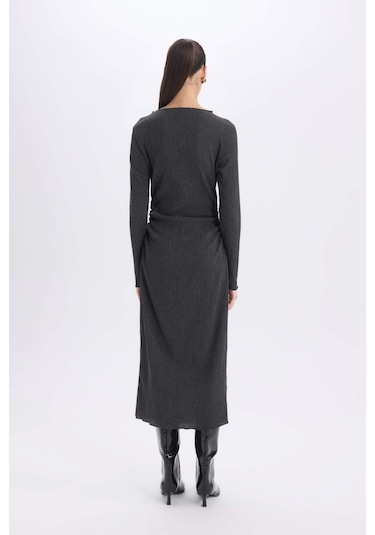 Defacto Bodycon Vücudu Saran Yarım Balıkçı Yaka Basic Düz Bürümcük Uzun Kollu Midi Elbise D8643AX24AUAR104 Defacto Bodycon Vücudu Saran Yarım Balıkçı Yaka Basic Düz Bürümcük Uzun Kollu Midi Elbise D8643AX24AUAR104