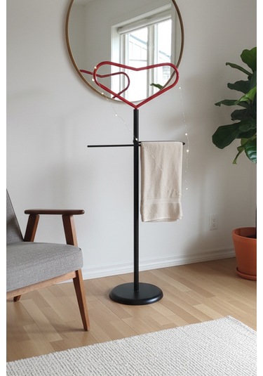 Rosaline Metal Kalp Figürlü Dilsiz Uşak - 45x115 Cm Elektrostatik Fırın Boyalı Siyah/kırmızı