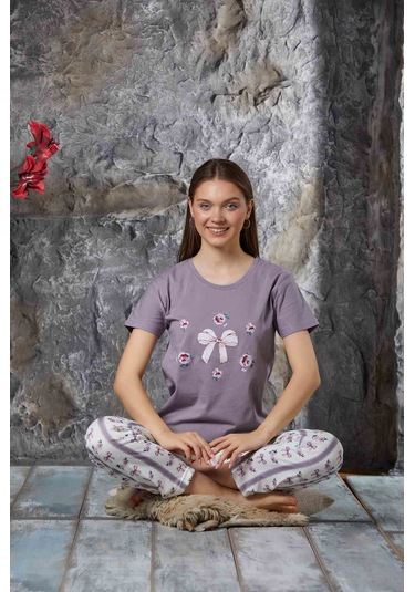 Lukitus Desenli Likralı Kısa Kol Kadın Pijama Takımı Mor