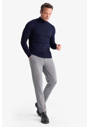 Defacto Slim Fit Dar Kesim Balıkçı Yaka Basic Düz Triko Kazak R1127AZ2WNNV207 Lacivert