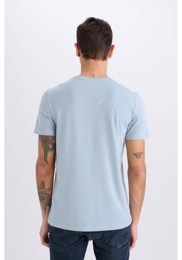 DeFacto %100 Pamuk Slim Fit Dar Kesim Bisiklet Yaka Baskılı Kısa Kollu Tişört X3932AZ25SMBE524