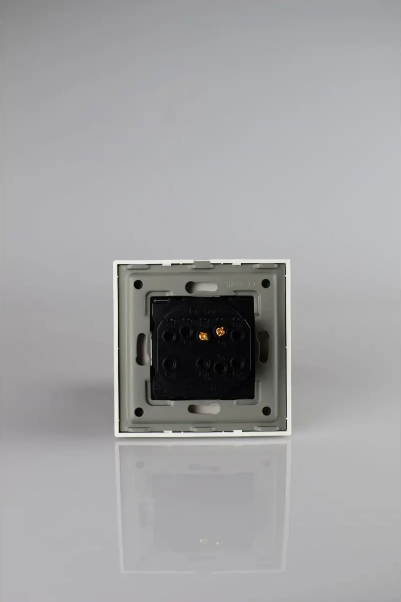 Vo'stabl Aydınlatmasız Beyaz Tek Tuşlu Işık Anahtarı 154082610