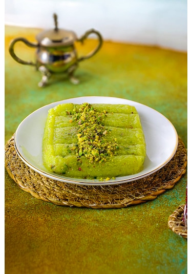 Antep Fıstıklı Fırınlanmamış Peynir Helvası 1kg