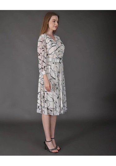 Modatalika Kadın Midi Boy Desenli Truvakar Kol Kemer Detaylı Yeni Sezon Elbise Ekru