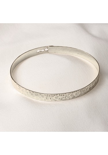 Gümüş Bilezik - Dövülü El İşçiliği Yeni Tarz Kelepçe 925 Ayar Gümüş Bilezik Gümüş