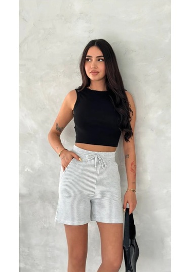 Yandan Cepli Beli Bağcıklı Su Yolu Kadın Çizgili Şort Gri