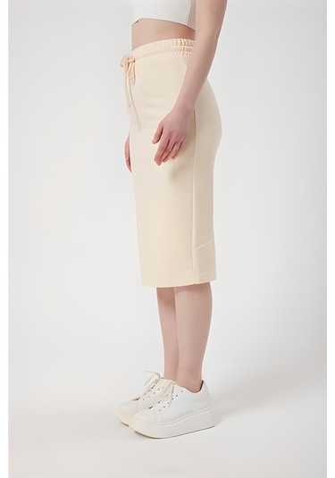 Bej Beli Lastikli Spor Kalem Etek