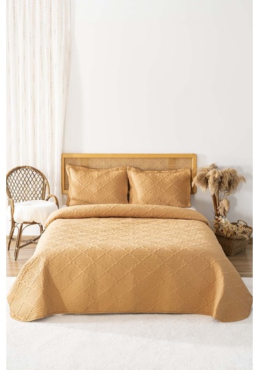 Edda Hardal Nakışlı Çift Kişilik Yatak Örtüsü Takımı 3 Parça Uyku Seti Hardal