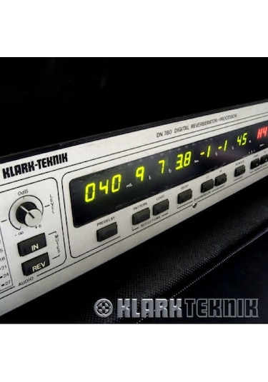 Behringer Qx1832Usb 18 Girişli 3/2-Bus Mikser. Klark Teknik Multi