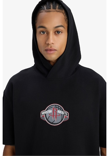 DeFactoFit NBA Houston Rockets Oversize Geniş Kalıp Kapüşonlu Sırt Baskılı Kısa Kollu Tişört D9898AX25SPBK81