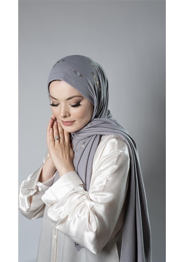 Gri Pratik Hazır Geçmeli Tesettür Şal Örme Kumaş Taşlı Çiçek Desenli 2118c 15