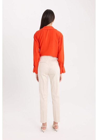 DeFacto Sigaret Normal Bel Düz Paça Saten Kumaş Pantolon J8743AZ25SMBG687 DeFacto Sigaret Normal Bel Düz Paça Saten Kumaş Pantolon J8743AZ25SMBG687